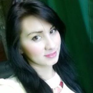 Meet your Posher, Dinora